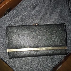 Black Wallet